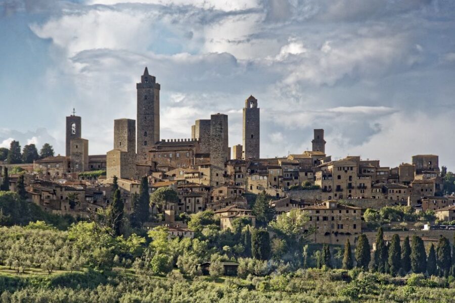Private Guided Tour in San Gimignano - Civic Museum and the Highest Tower: Photos with Real Context