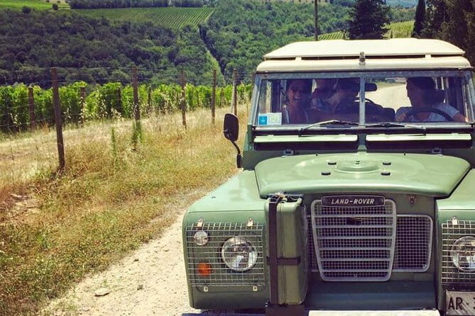 Private Off Road Wine Tour in Chianti from Florence - Land Rover Defender in Chianti: what that changes for your day
