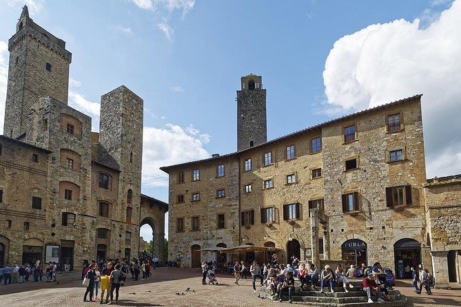 Private Tour in San Gimignano - Sant’Agostino and Via San Matteo: quieter art stops that add texture