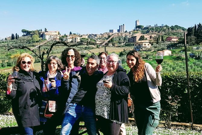 Private Tuscany Day Tour: San Gimignano and Chianti Wine Region from Florence - San Gimignano’s towers: your one-hour window to feel the place
