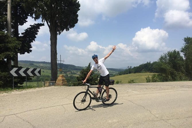 Private Tuscany Sunset Bike Tour - Wine and extra virgin olive oil tasting: the real payoff