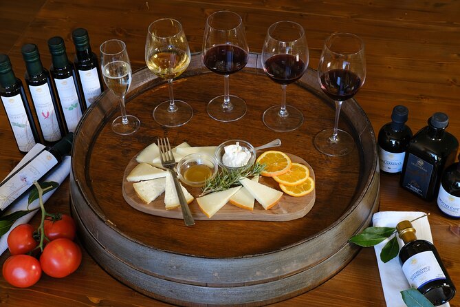 Private wine, Extra Virgin Olive Oils & Cheese Tasting - Four Wines and Six Olive Oils: What to Expect on the Table