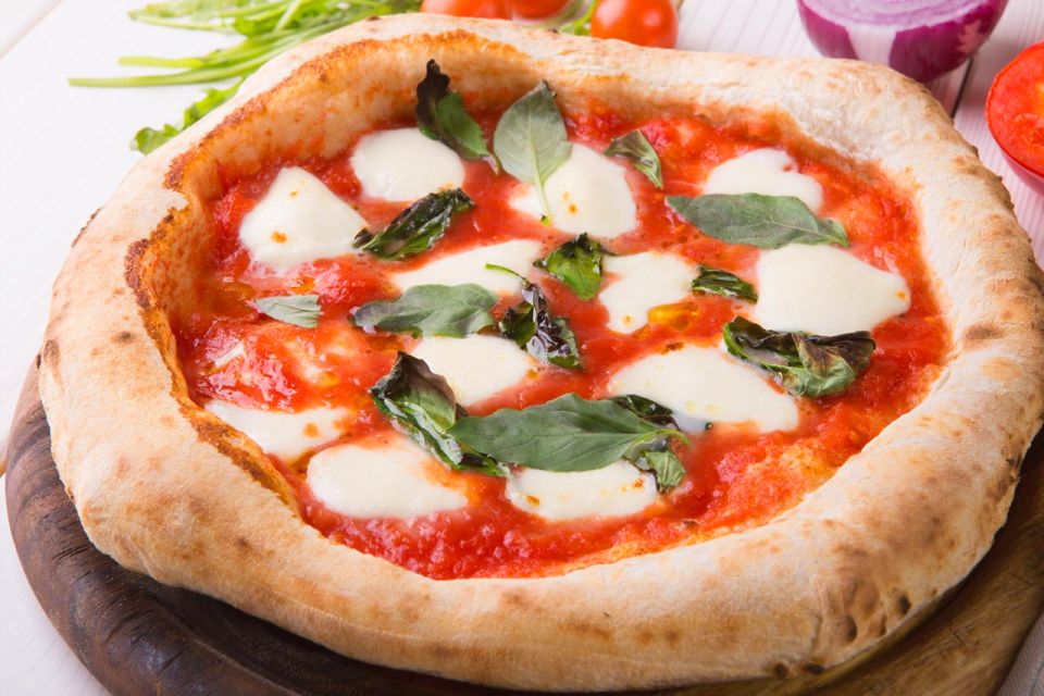 San Gimignano: 2-Hour Pizza Class & Wine Tasting - Who this fits best (and who might skip it)