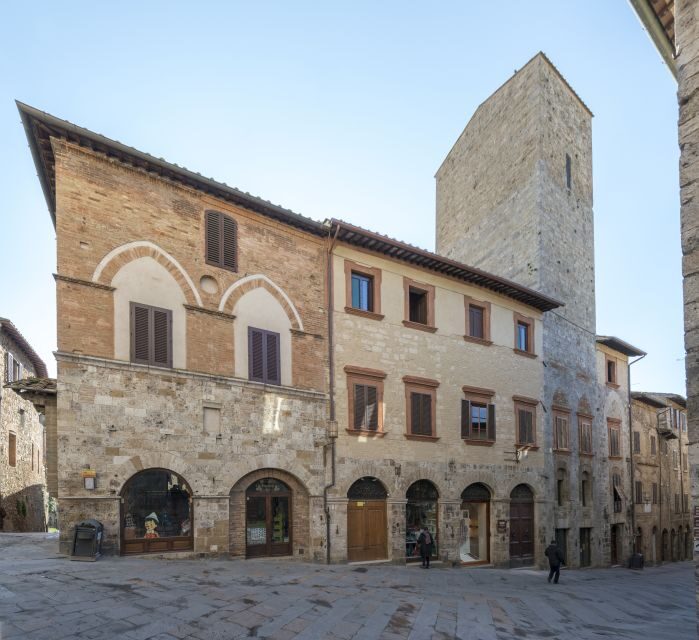 San Gimignano Campatelli Home and Tower Visit - The shop stop: handmade crafts and a preservation mission