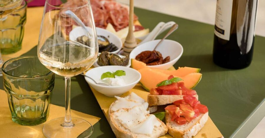 San Gimignano: Chianti wine tasting experience - Cellar and Vineyard Time: How Your Guide Explains Tuscan Winemaking
