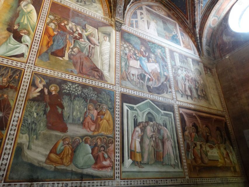 San Gimignano private guide: Manhattan of the Middle Ages - San Gimignano’s skyline of towers: why the hill matters