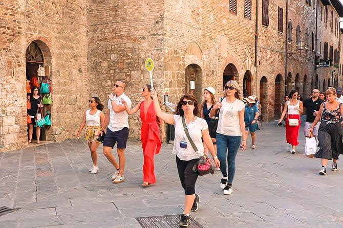 San Gimignano, Siena, Monteriggioni, Chianti Day Trip with Lunch & Wine Tasting - Chianti roads and the winery lunch: where the value really shows