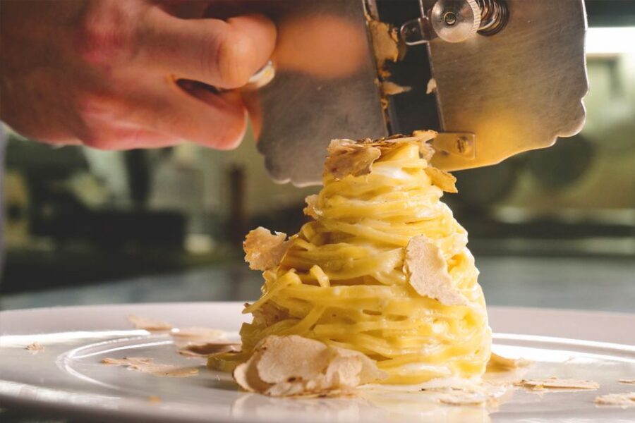 San Gimignano: Truffle Hunting with Lunch & Wine Tasting - Should You Book This Tenuta Torciano Truffle Hunt?