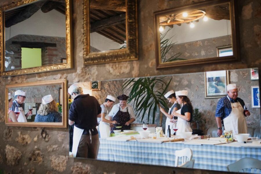 Siena countryside: cooking class in a real Tuscan farmhouse - The meal at the farmhouse: 3 courses, farm ingredients, and a real sit-down