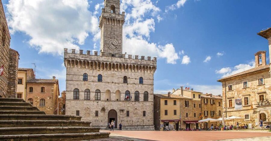 Siena: San Gimignano, Chianti & Montalcino Small-Group Tour - San Gimignano’s towers and Vernaccia: your time to explore