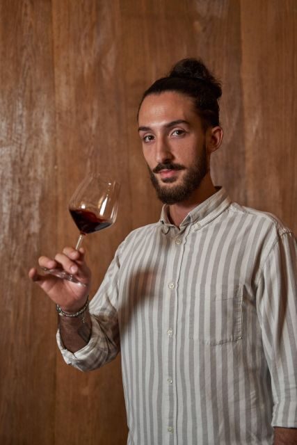 Tasting and Tour Vino Nobile di Montepulciano - Antico Colle Winery Near Bivio di Nottola: setting the tone before you taste