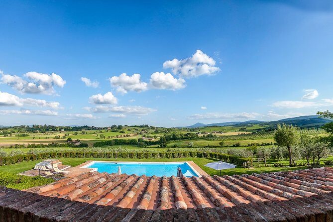 Think of a romantic meal in the Olive Trees shade, accompanied by Tuscan wines! - Timing and what the 3 hours feel like in real life