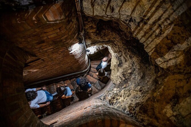Tour of the historical cellars in Montepulciano - Montepulciano’s Underground Cellars: A Simple Tour With a Real Payoff