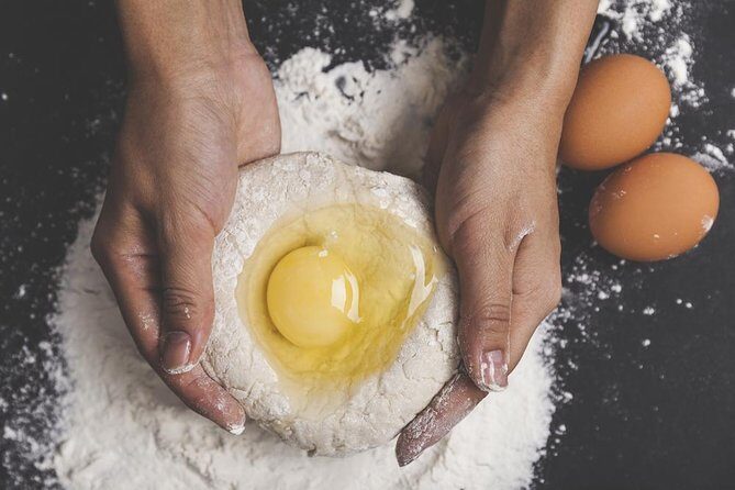 Traditional Farmhouse Cooking Experience in Lucca with Lunch or Dinner - Wine, Limoncello, and Why the Food Tastes Better Here