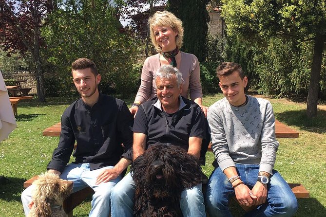 Truffle Hunting and Cooking Class - Vineyard and olive grove walk before the cooking lesson