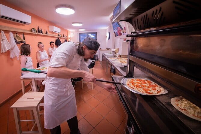 Tuscan Cooking Class in an Art Gallery in Florence - Dessert time: cantucci with Vin Santo and the coffee break