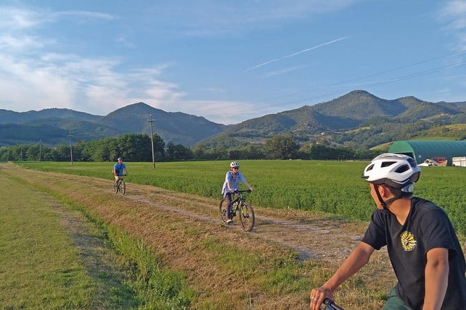 Tuscan countryside bike tour and food tasting - From Vicchio to the real Mugello: what this ride is like