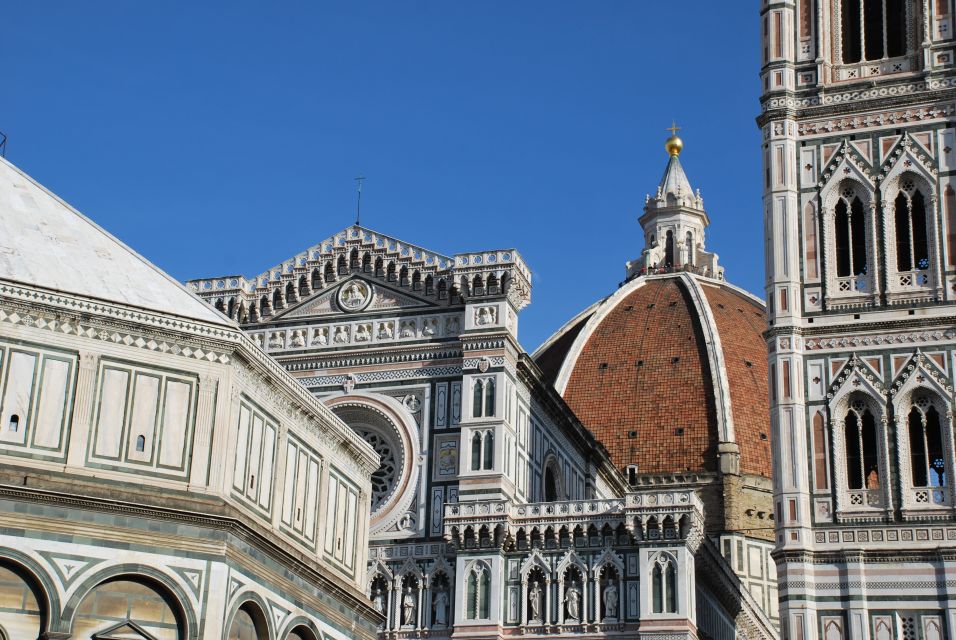 Tuscan Delicious Food Degustation Private Tour - Ponte Vecchio: iconic views, but guided with purpose