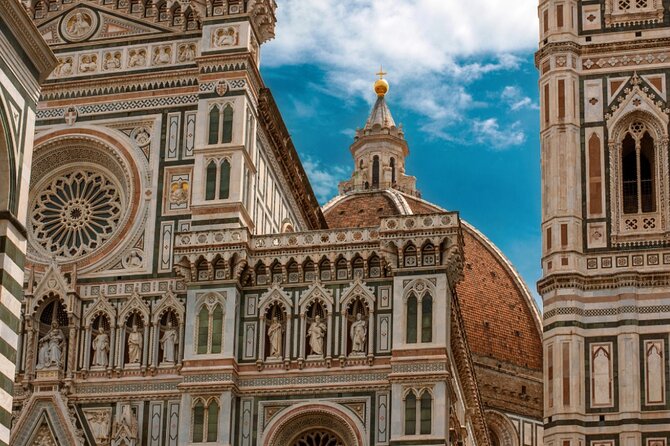 Tuscany Comfort Day Tour from Rome with Wine & Lunch - San Gimignano Town Time: Towers, Stones, and Gelato
