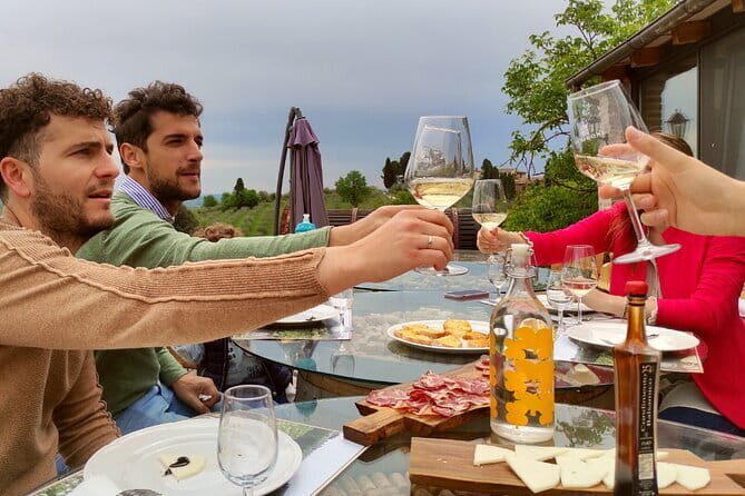 Tuscany Experience: Pisa, Siena, San Gimignano & Wine Tasting - The morning in Florence: where you meet and how punctuality matters