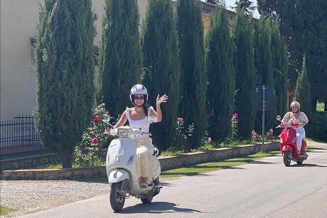 Tuscany Sunset Vespa tour with Dinner at a Chianti Winery - How the 1:30 pm start really shapes your day in Florence