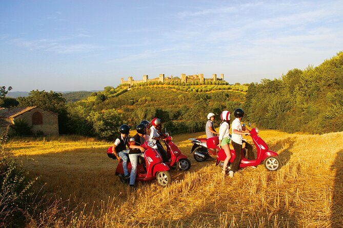 Vespa Tour in Chianti Small Group from Florence - Monteriggioni free time: a medieval town break that’s actually useful