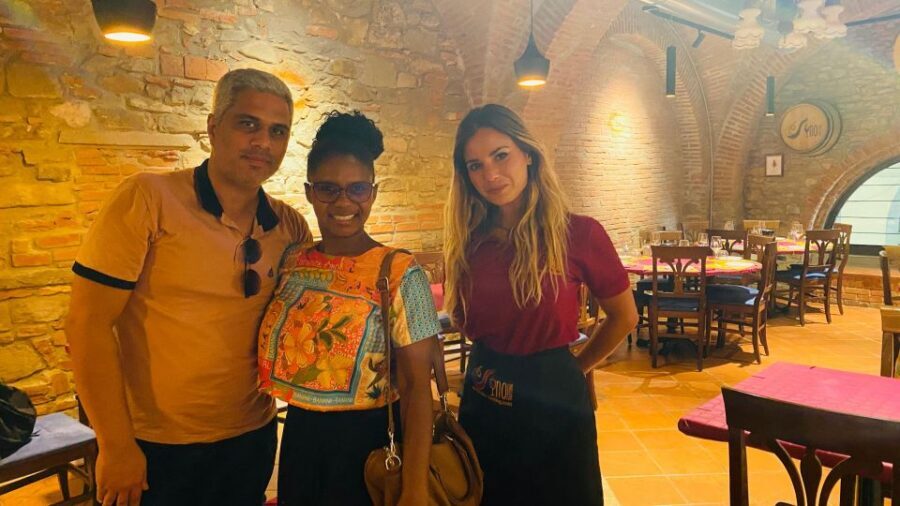 Wine Tasting Experience with Three Types of Tuscan Wine - The one-hour wine lineup: Vernaccia/Vermentino, Bolgheri Rosso, Chianti Classico Riserva
