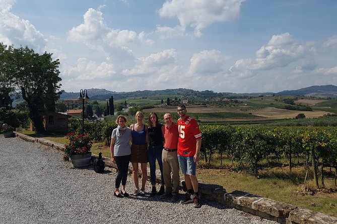 Wine tasting in Montepulciano and visit to Pienza, in Tuscany from Rome - Montepulciano’s town walk: medieval views with real landmarks