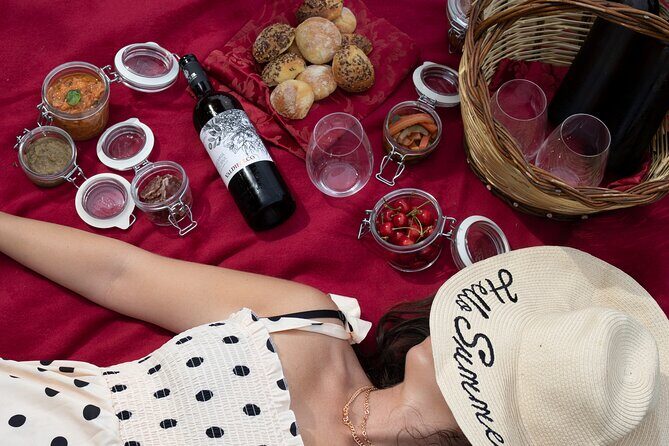 Winery Tour & picnic in the vineyard with a bottle of wine - Included Wine and Taking Bottles Home (How to Think About It)